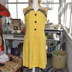 Vintage 60s Shannon Rodgers for Jerry Silverman Yellow Mod Shift Dress M